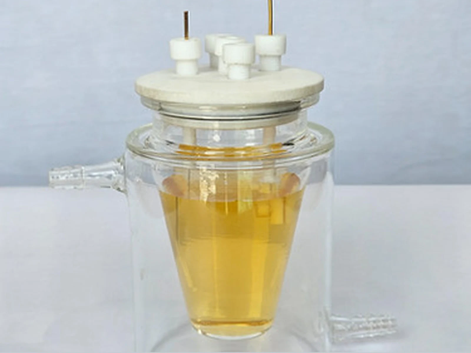 100 mL Water-Jacketed H-Cell – Three-Electrode Electrochemical Cell — view 3