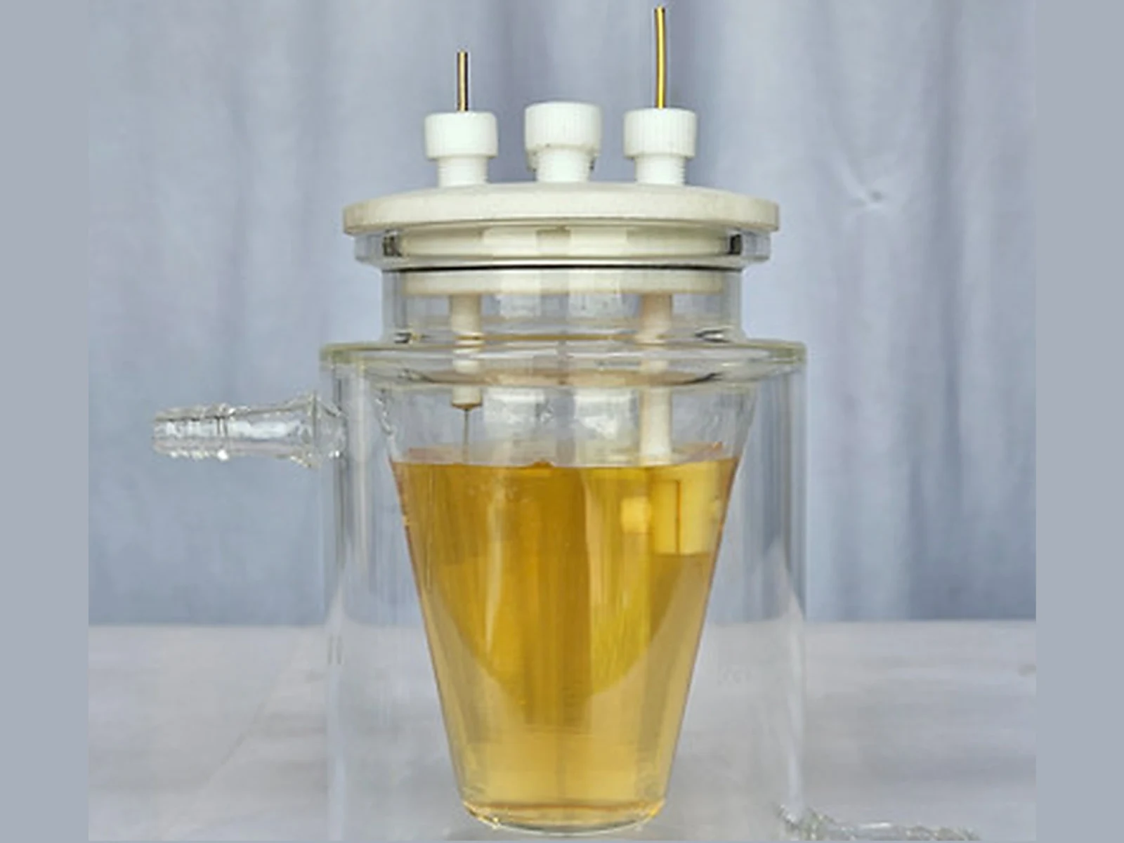 100 mL Water-Jacketed H-Cell – Three-Electrode Electrochemical Cell