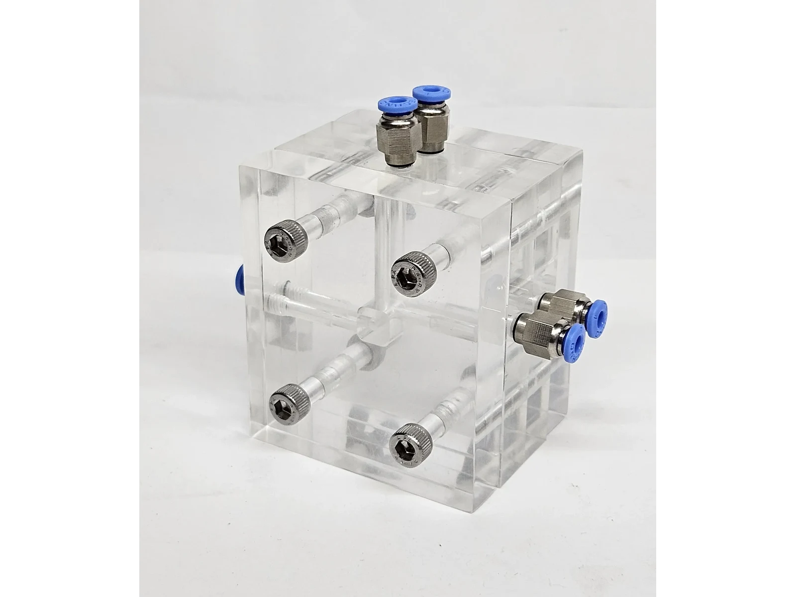 Metal-Flow Battery Reactor