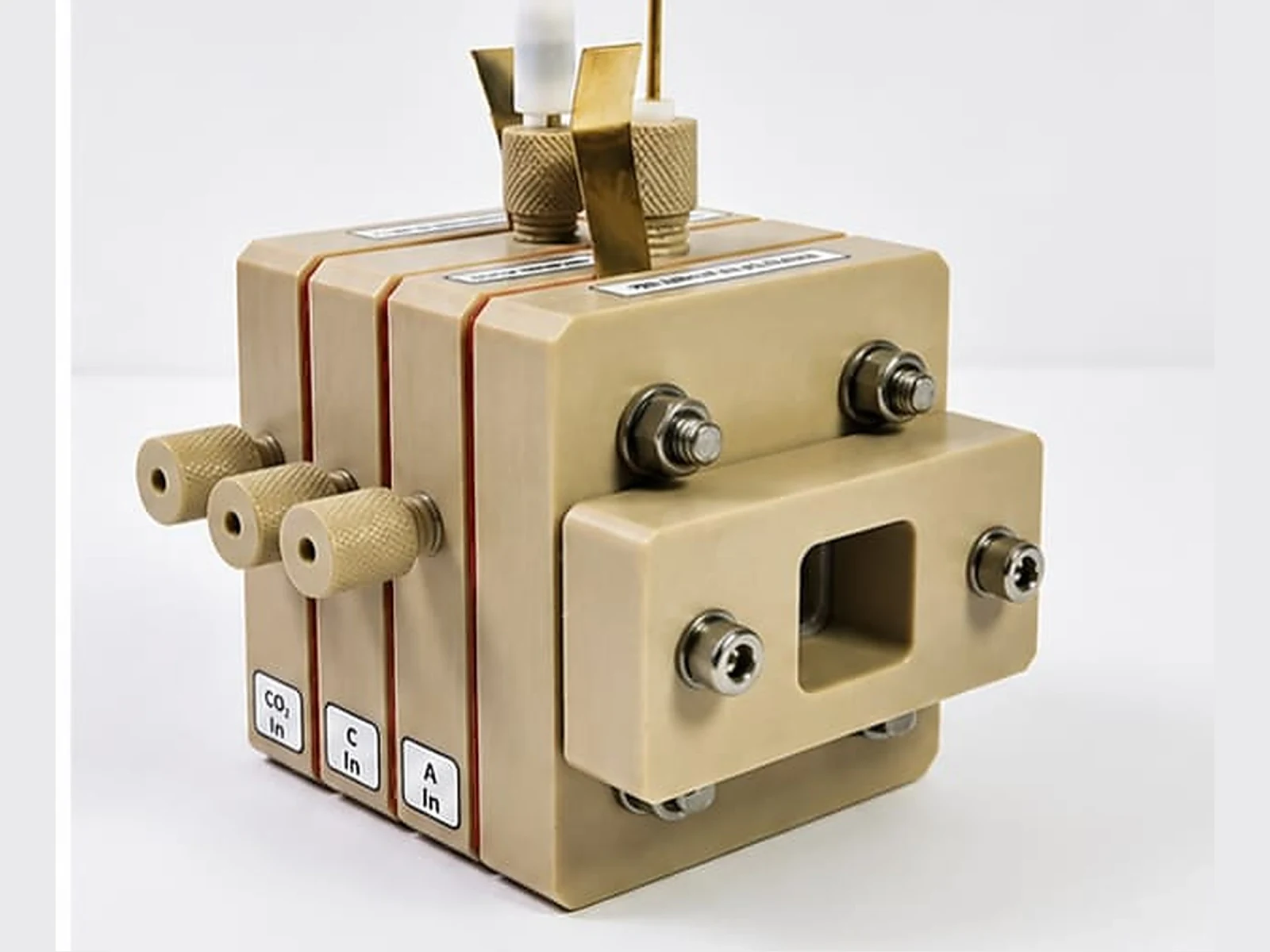 PEEK CO₂RR Gas Diffusion Flow Cell – 20 × 20 mm CO₂ Electrochemical Flow Cell — view 3