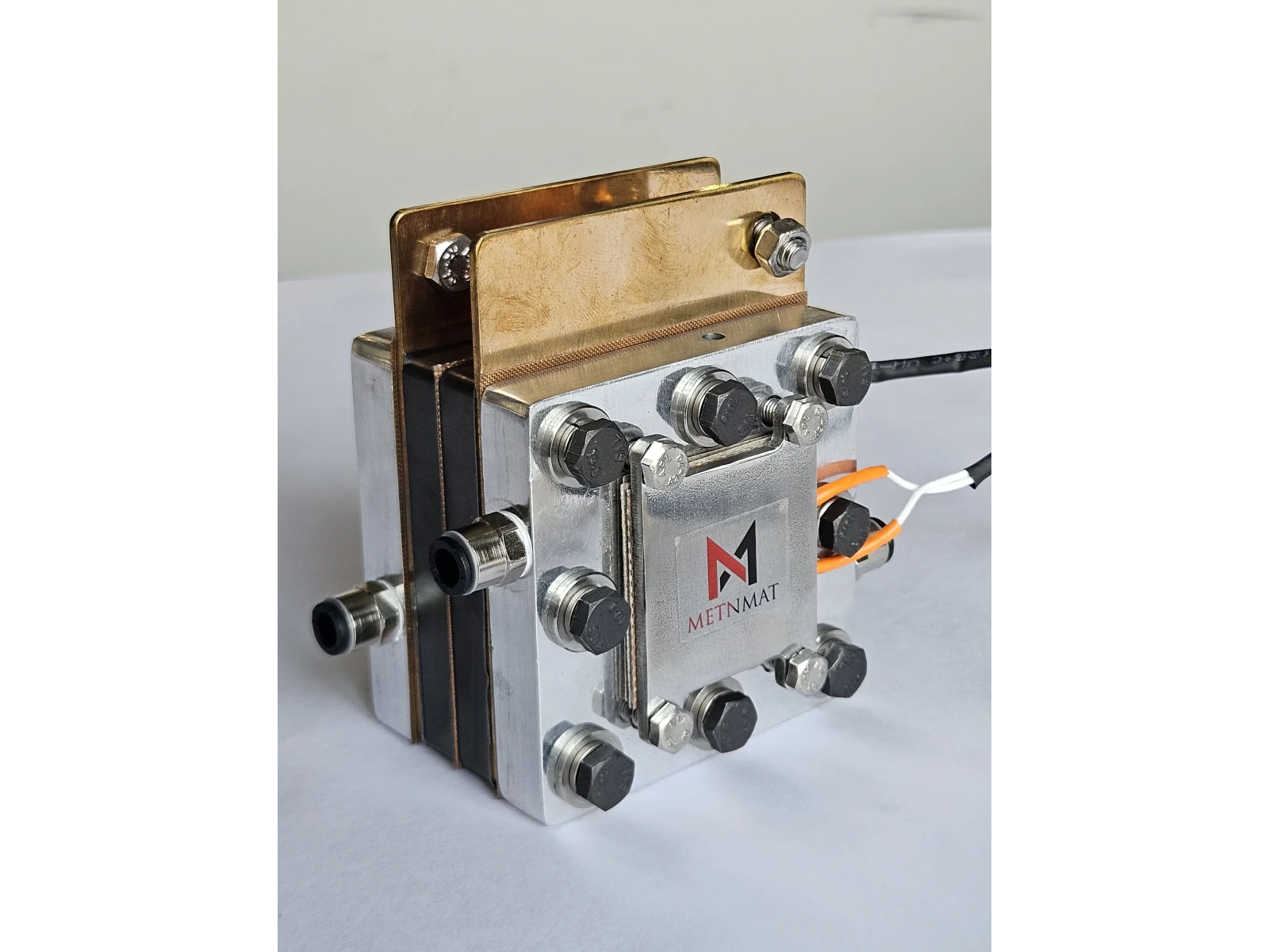 5 cm² PEM Fuel Cell Hardware — view 2