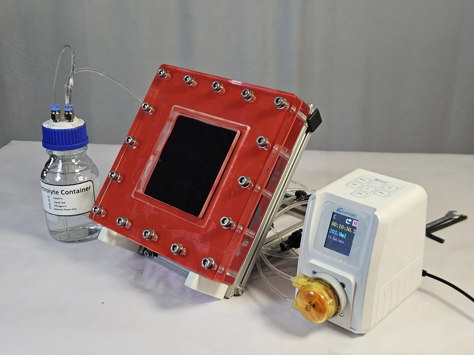 Photocatalytic Water Splitting Panel Reactors APP-400 — view 2