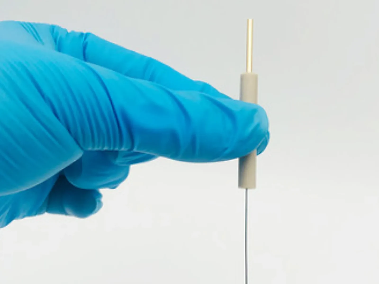 Platinum Wire Counter Electrode Ø0.5 × 37mm PEEK Rod