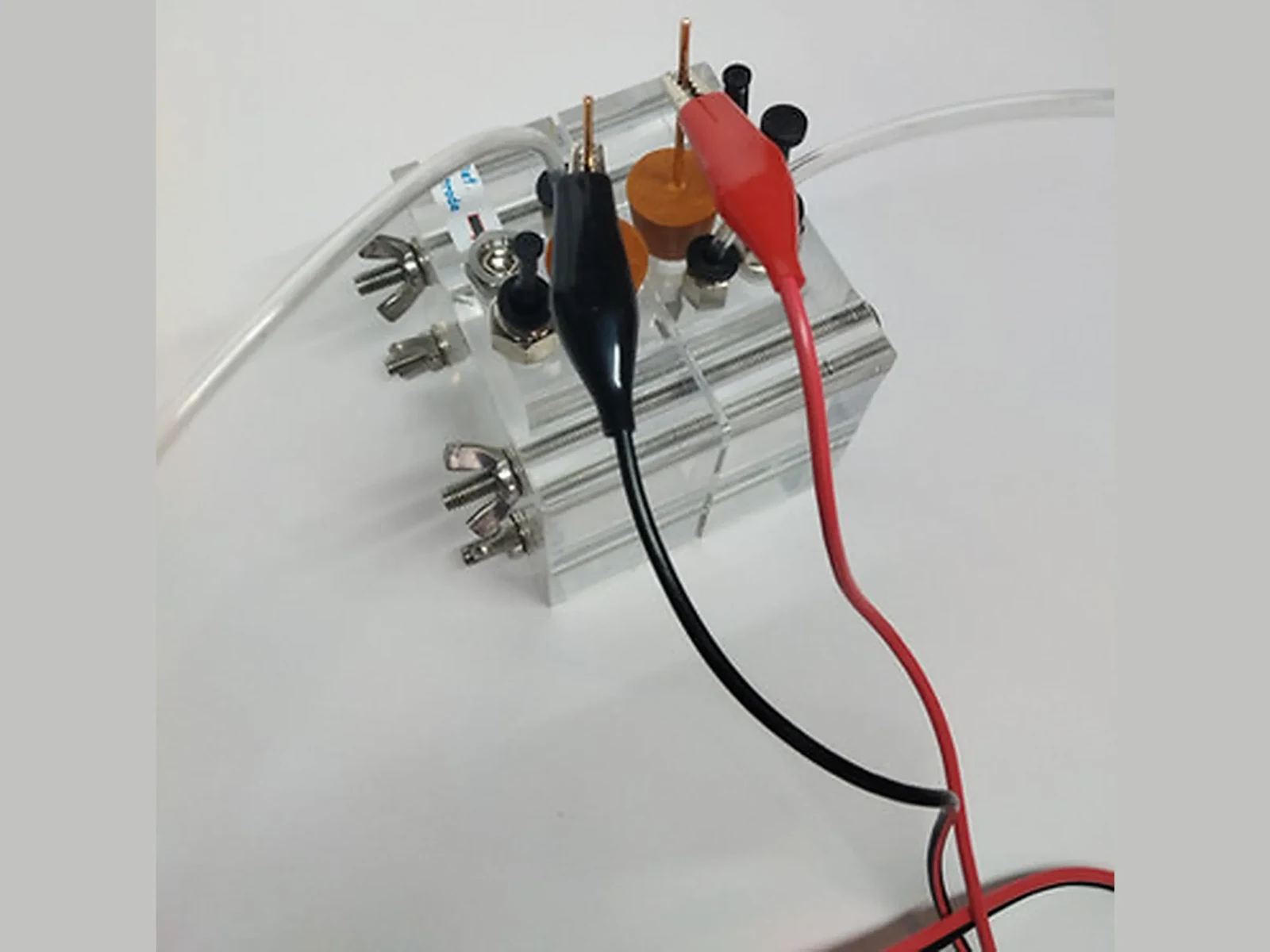 Transparent Water Splitting Reactor — view 5